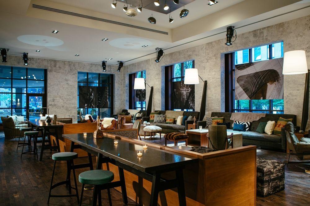 Renaissance Downtown Hotel