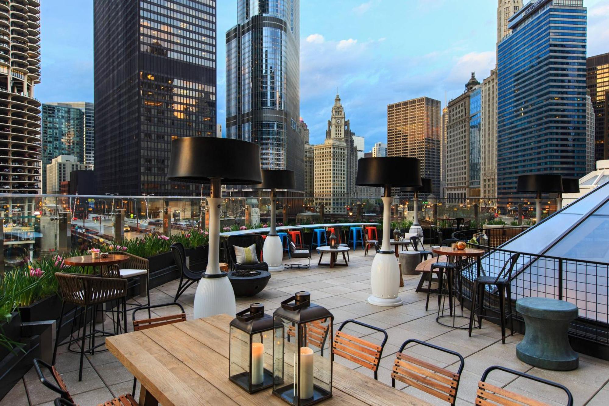 Renaissance Downtown Hotel 4*