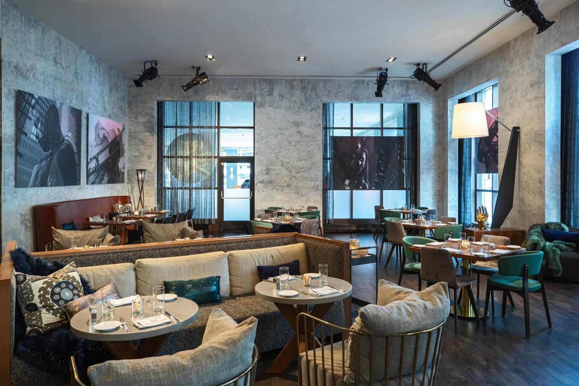 Renaissance Downtown Hotel Chicago