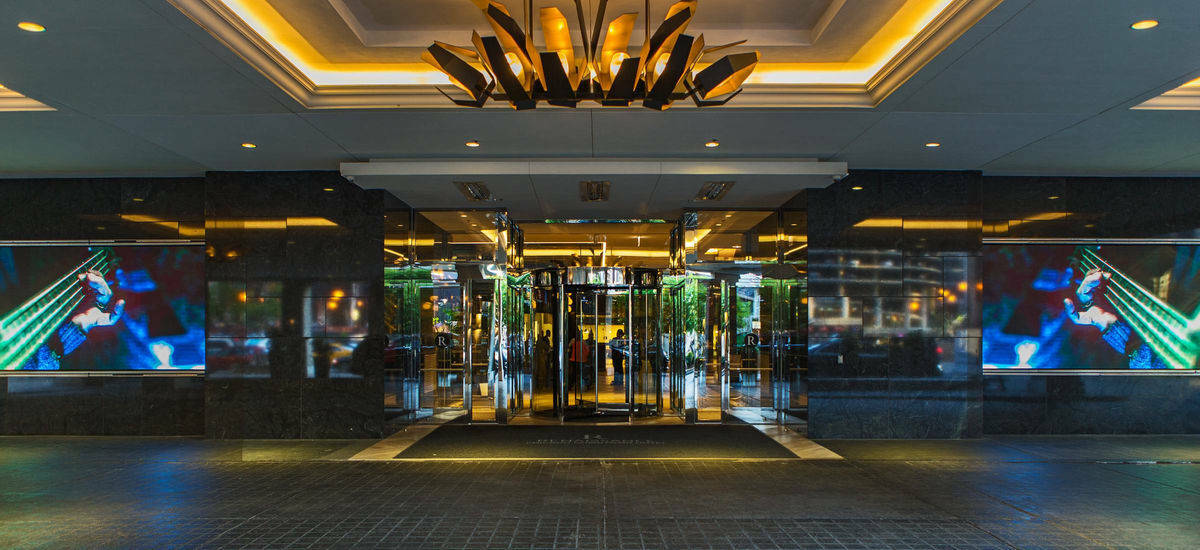 Renaissance Downtown Hotel